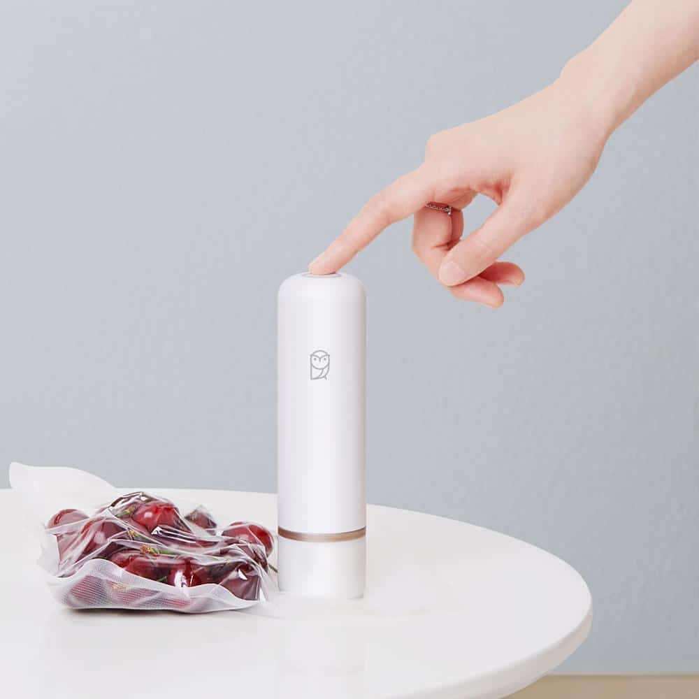 Mini Electric USB Air Vacuum Pump 2 Mini Electric USB Air Vacuum Pump 2